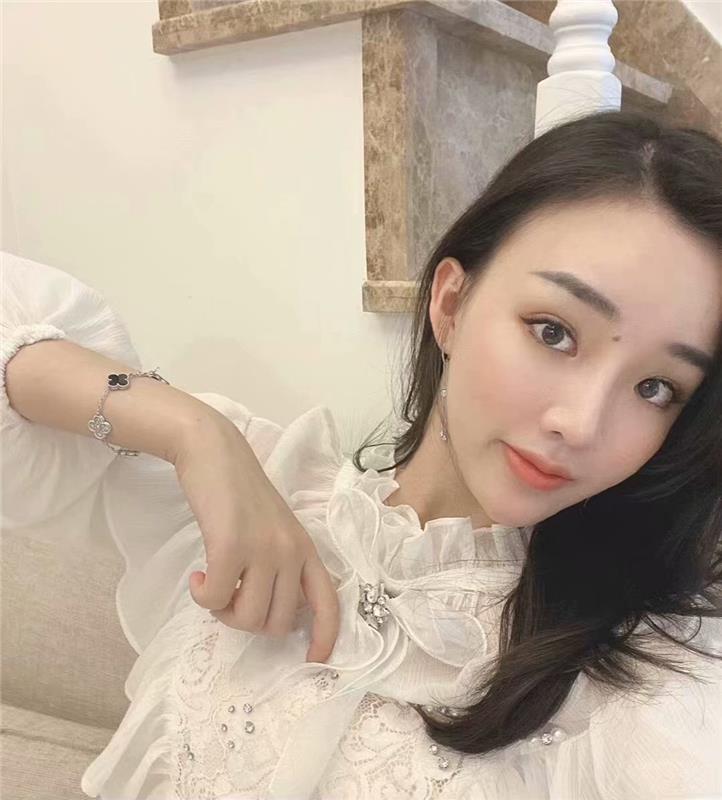 漂亮妹子kouhuo真棒小穴粉嫩水多 小妹妹感觉就是好