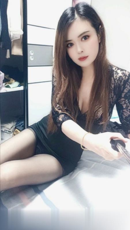 横塘服务系黑丝大长腿