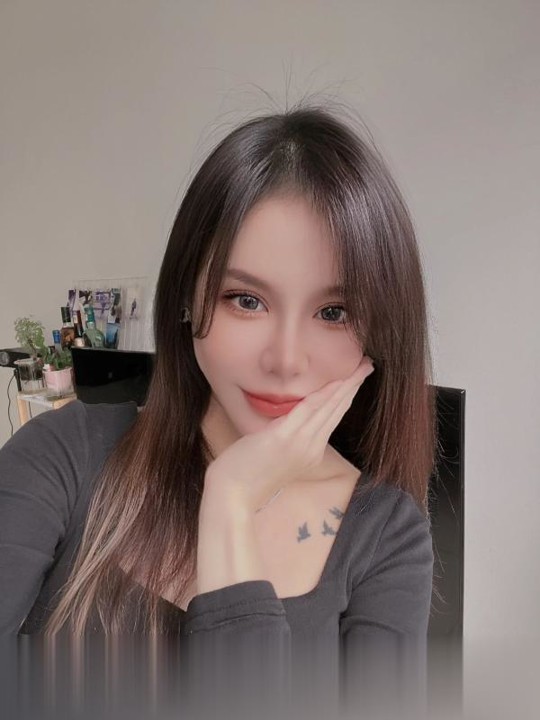 大奶网红脸.