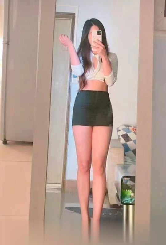江边小鱼儿.