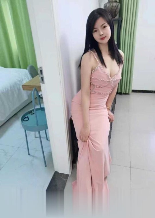 女友系美依依