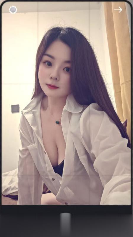 雨花白嫩小骚妇