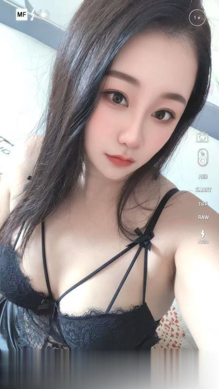 津南大胸肥臀美少妇