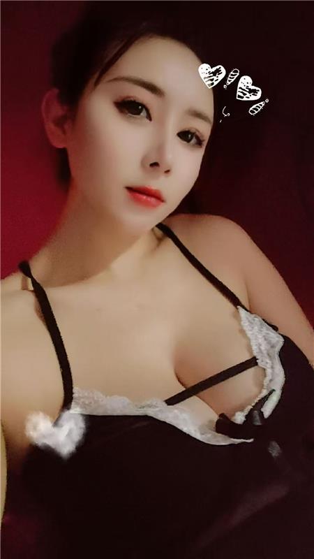 双飞丰满小少妇，工薪消费