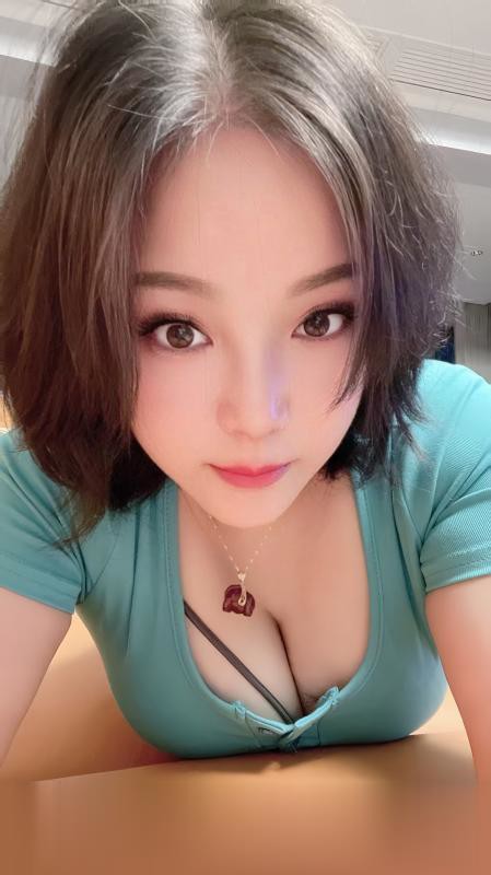 大奶少妇琳琳