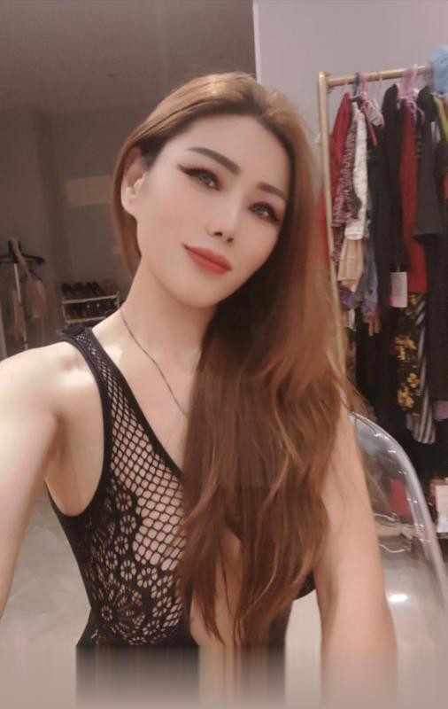 光谷御姐红唇