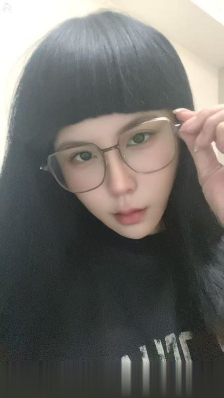 爱玩的小妖精
