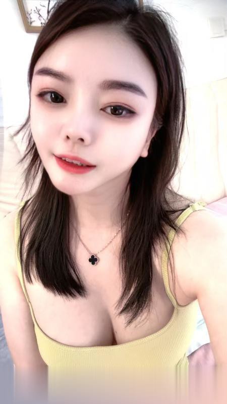 徐汇阳阳性感迷人