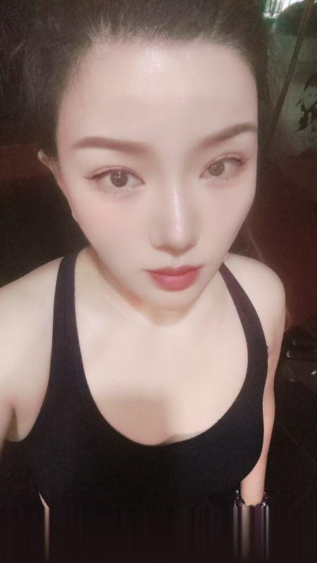 罗湖健身瑜伽老师百合