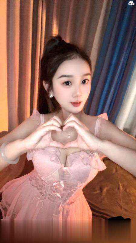 徐东性感大胸小倩