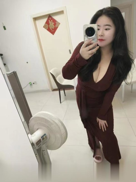 南山40G巨乳露露