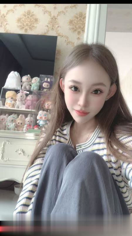 汇美风骚小人鱼