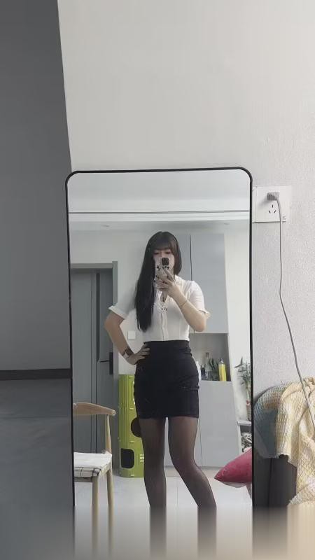 高挑小姐姐莹莹