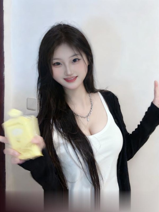 超嫩C罩杯新人妹妹