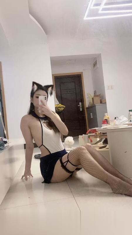 美腰翘臀御姐熟女