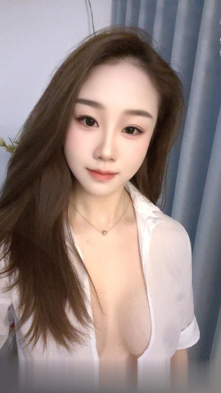 梅林兼职幼师安娜