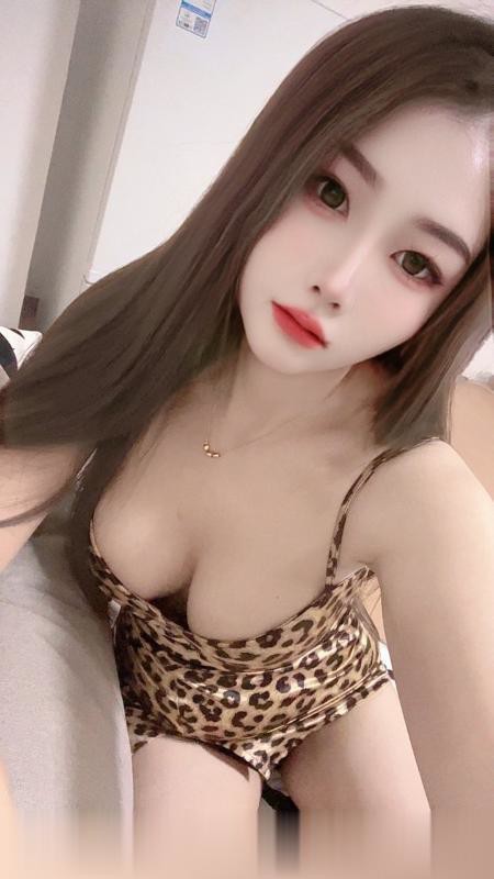 福永骚菲菲姐姐