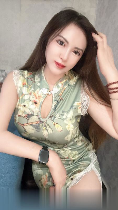 服务热情风骚姐姐