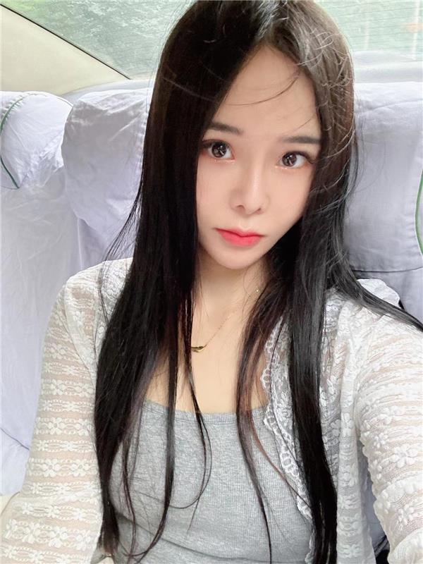 萝莉嫩妹 ，服务细致