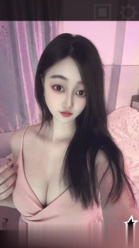 龙华苏漫过年不回家