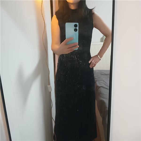 买一赠一，海鲜批发生意女老板