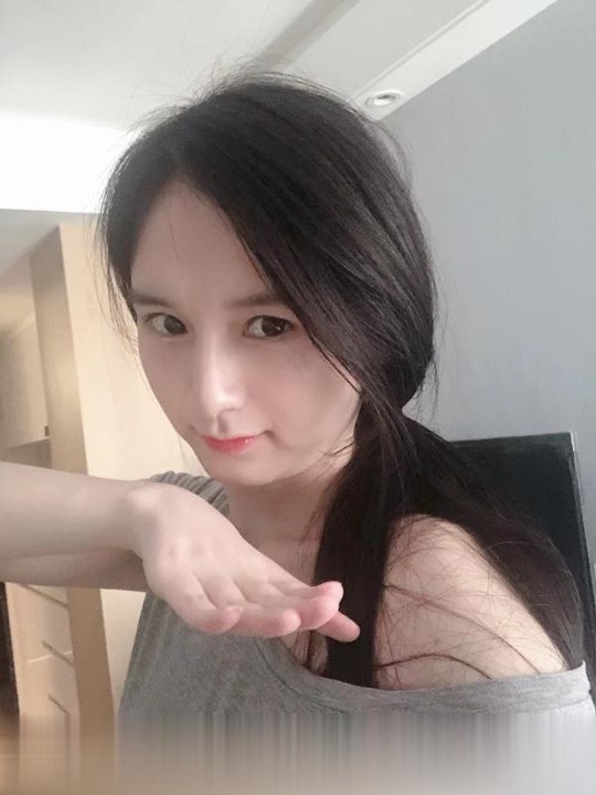 龙华大长腿美女海棠