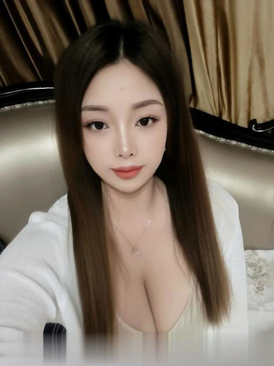 武进大胸小美女