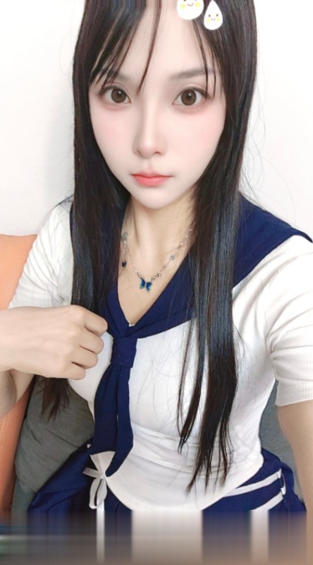 钟爱白云奶妈少妇