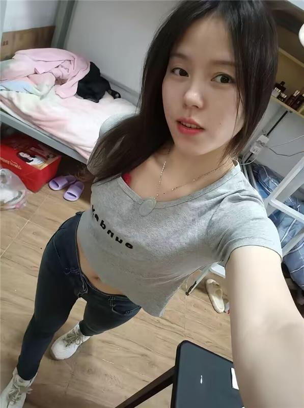 桥西泄火素颜妹子