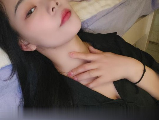 汉口性感舌吻小姐姐