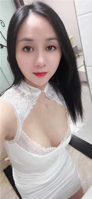 滕王阁颜值少妇