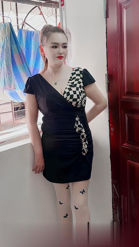 越秀实惠泄火熟女