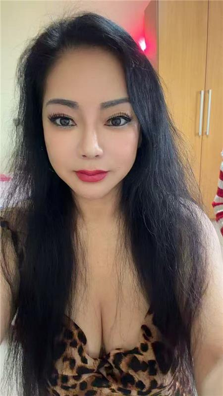 让我爽飞了的姐姐，saobi像少女似的，原红姐