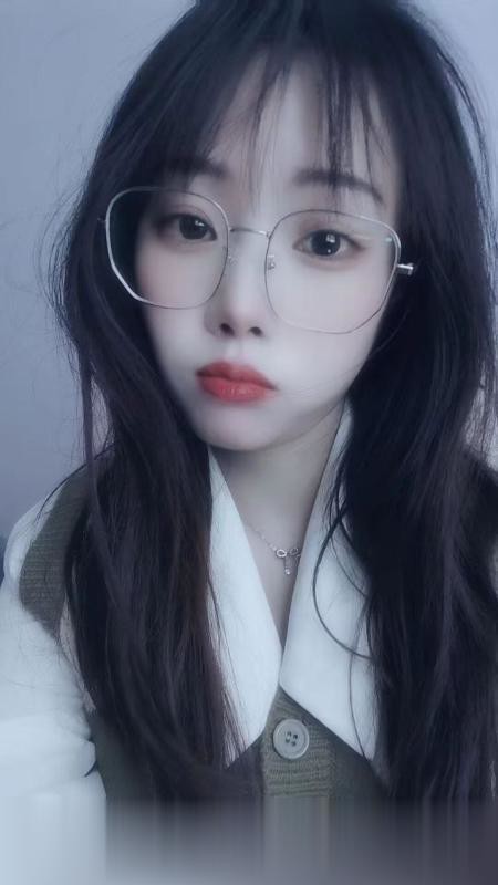 无锡地铁站萌娃
