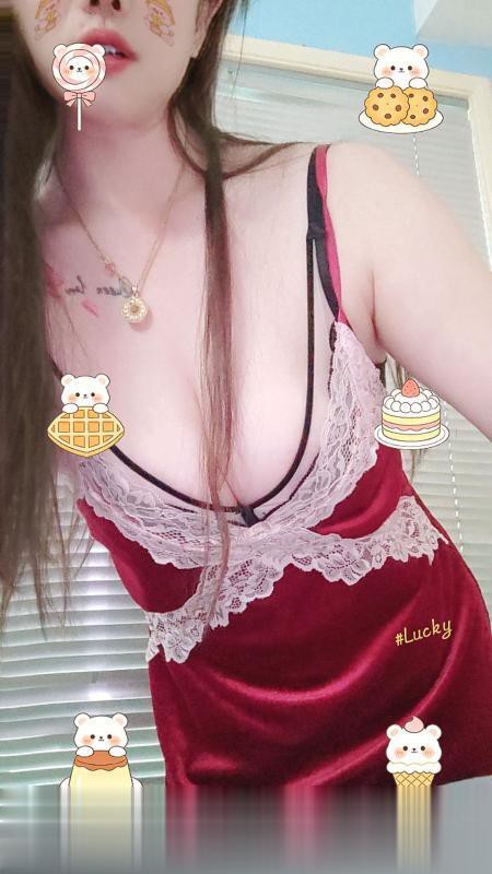 兼职大胸美女