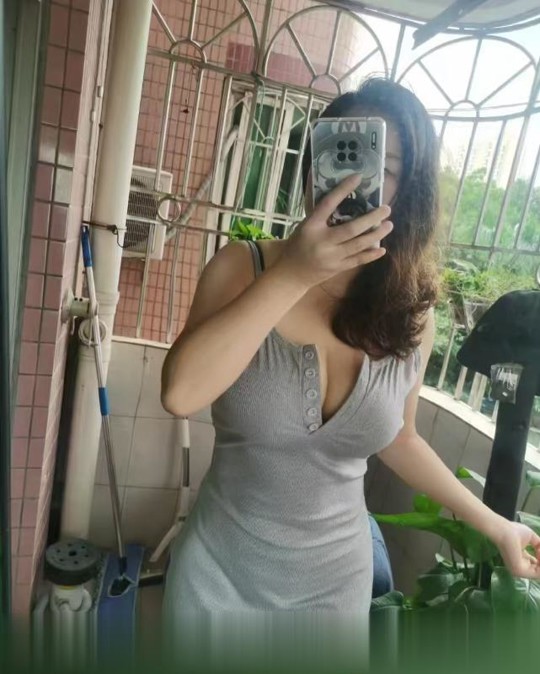 越秀欲女丹妮