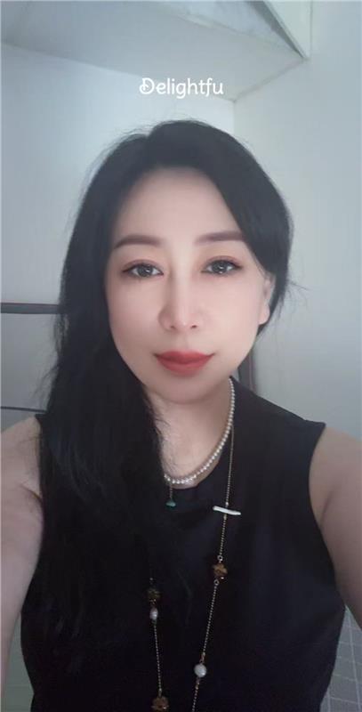 漂亮风骚巨乳少妇