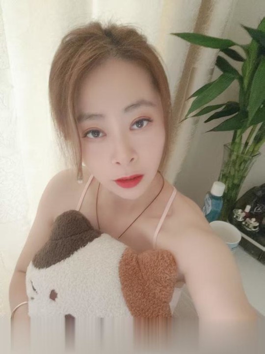 翘臀少妇晓雯
