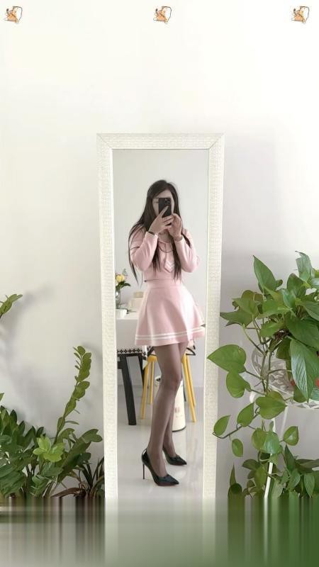 肤白貌美邻家御姐