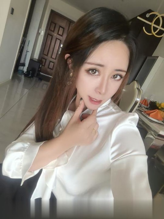 哈市橙橙很哇塞