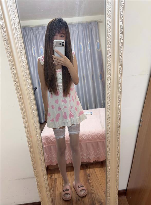 滨海女友型依依