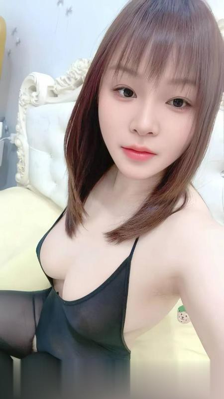 洪山性感大灯妹子