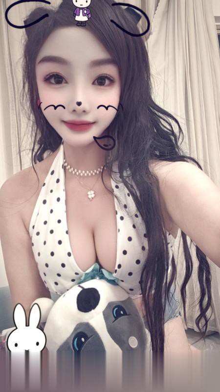 海珠性感妩媚宝儿